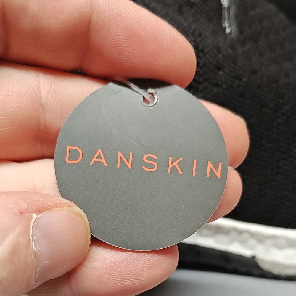 Danskin Spin Slip-On Sneakers - Picture 7 of 9